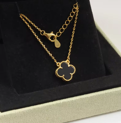 925 Sterling Silver Red Clover Gold Pendant Necklace